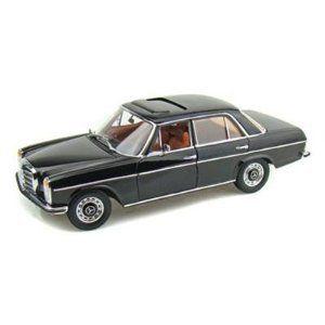 Mercedes-Benz Strich 8 220C Coupe 1/18 Black Mercedes-Benz Strich 8 220C Saloon - White