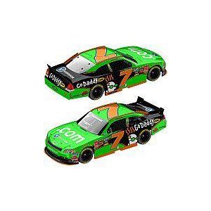 KASEY KAHNE #7 1:24 2011 GODADDY DIECAST 1 OF 727ミニカー モデルカー ダイキャスト