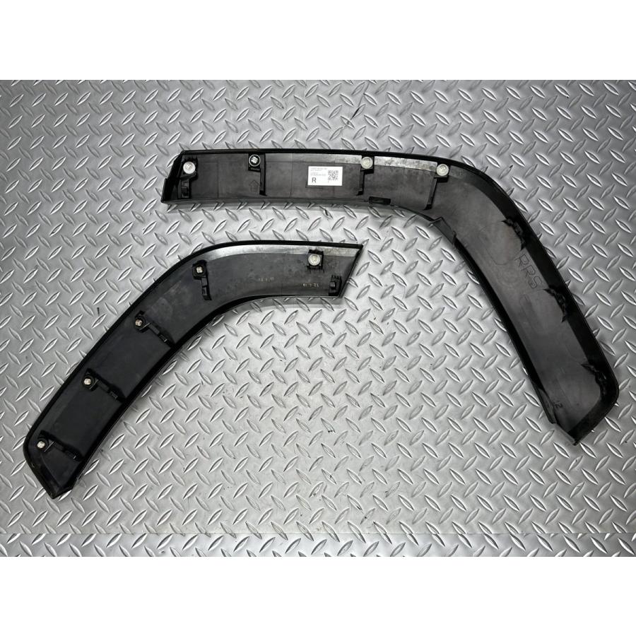 トヨタ 【中古】50系RAV4 純正フェンダーモール右 75605-42160