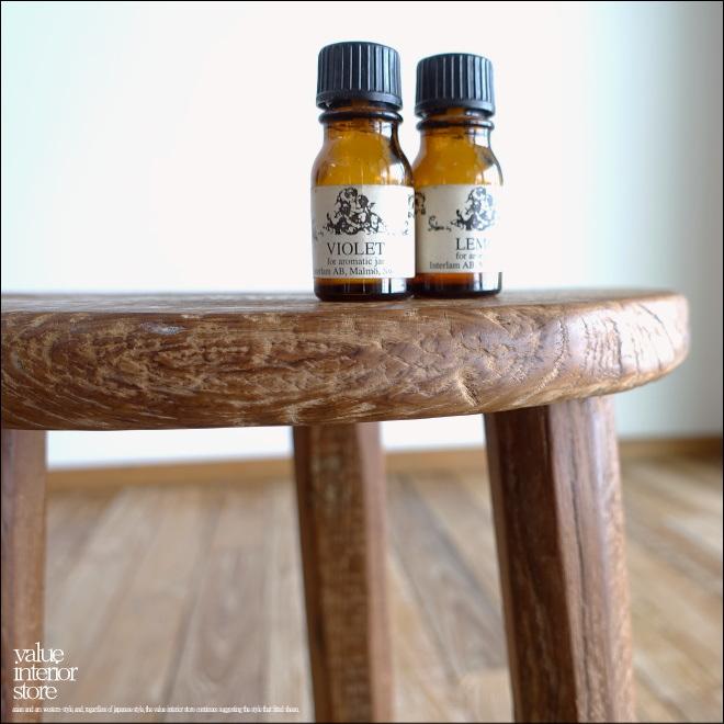 オールドチーク無垢材 プリミティブ丸スツール/03 椅子 花台 古材スツール ナチュラル カフェチェア 無垢材家具 |  | 01