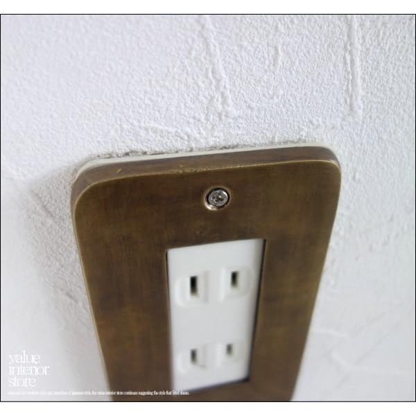 真鍮コンセントカバーTR スイッチカバー コンセントプレート スイッチプレート レトロ調 アンティーク調 新品 無垢の真鍮 |  | 03