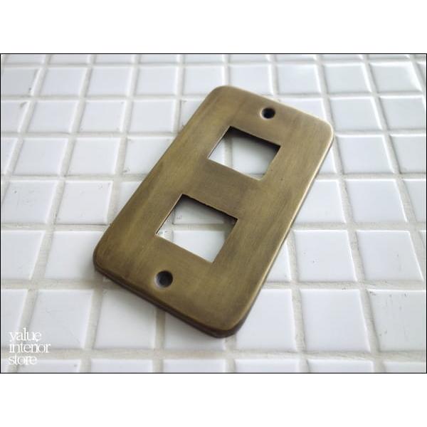 真鍮コンセントカバーDO スイッチカバー コンセントプレート スイッチプレート レトロ調 アンティーク調 無垢の真鍮 DIY | 