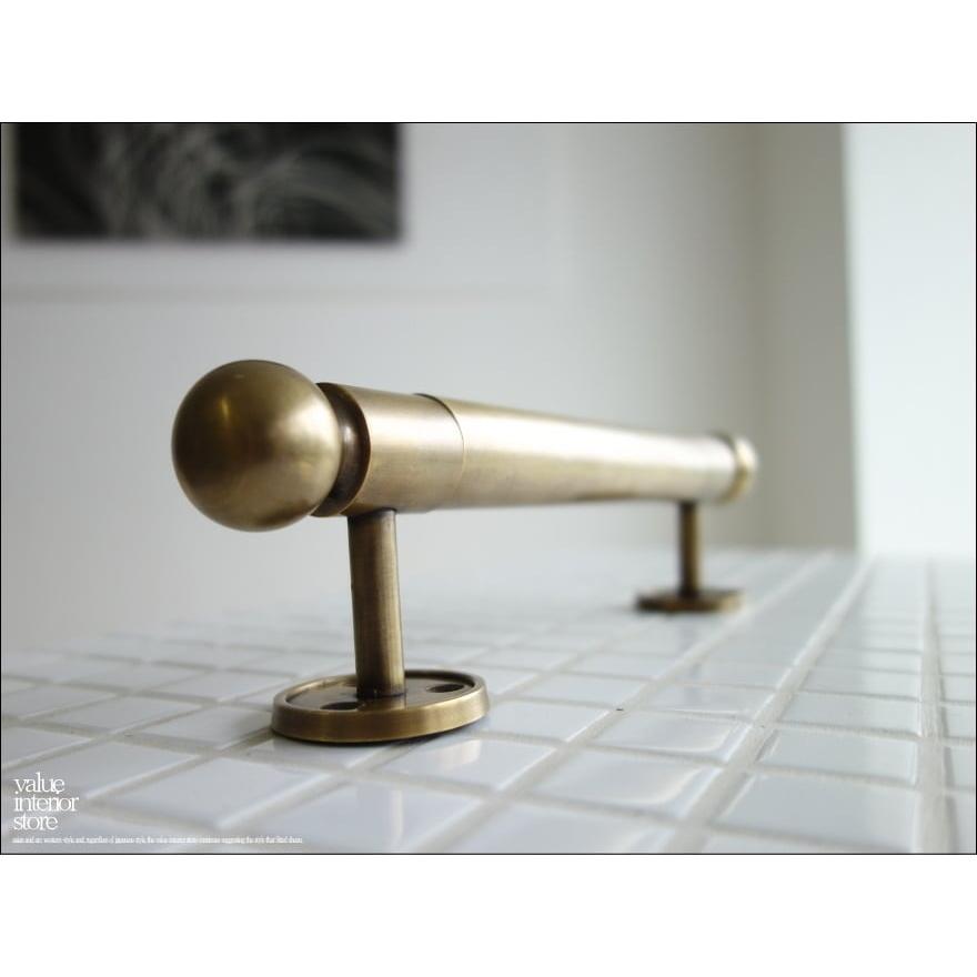 真鍮ボールドアハンドル26cm 取っ手ノブ 取手 新品 アンティーク調 金具 ブラス 真鍮金物 扉取っ手 レトロ調 シンプル ブラスドアハンドル |  | 01