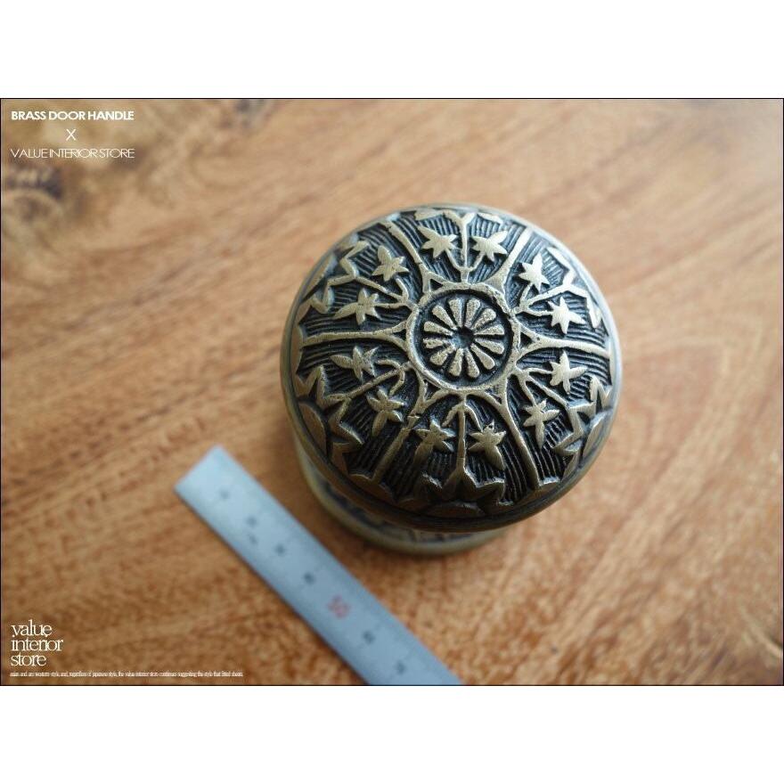 真鍮ドアハンドルRIZ ドアノブ 取っ手 ブラスハンドル 鋳造 取って 扉金物 手作り レトロ 真鍮金物 店舗ドア DIY 個性的 建具金物 |  | 06