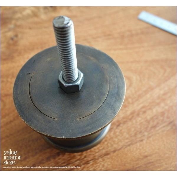 真鍮製ドアハンドルME ドアノブ 取っ手 ドア用品 アンティーク調 ブラス エスニック 手作り ハンドメイド レトロ調 真鍮金物 |  | 02