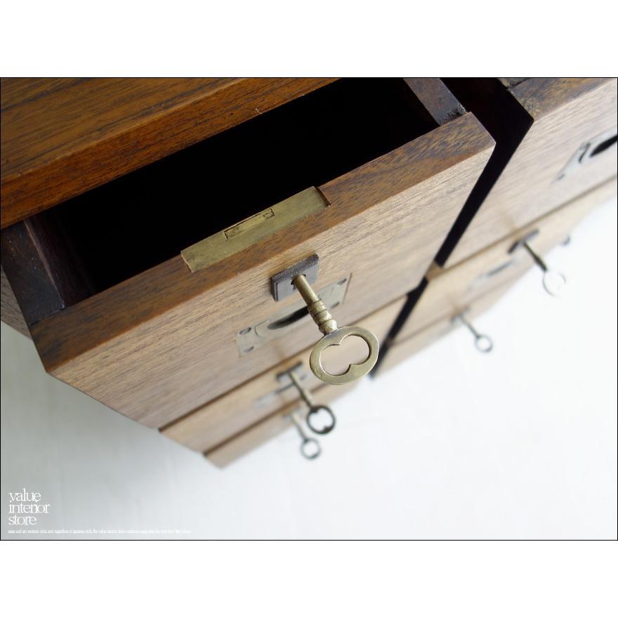 チーク総無垢 真鍮鍵箪笥ME 収納家具 鍵付き タンス 道具箱 ロックチェスト 真鍮金物 天然木 銘木家具 手づくり 世界三大銘木 |  | 02