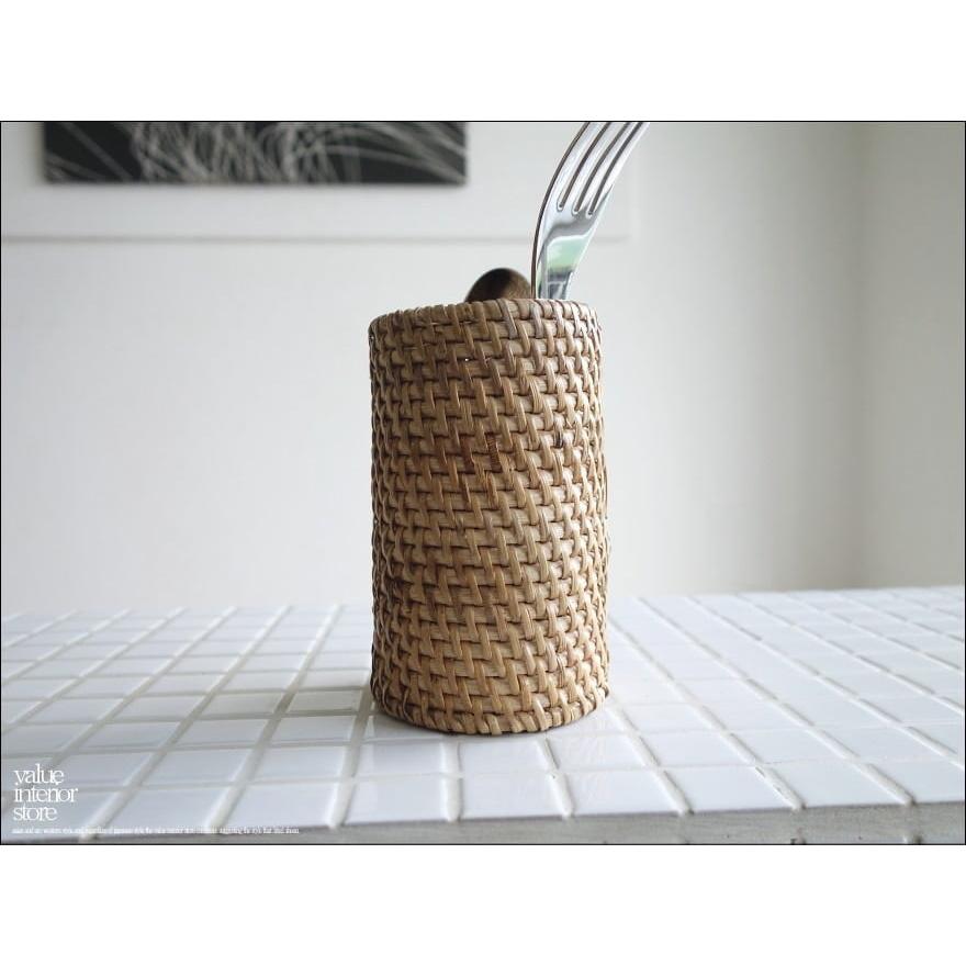 ラタンカトラリースタンドN ペンスタント 箸立て 手編みホルダー 箸たて キッチン収納 ナチュラルホワイト 籐 ハンドメイド 自然素材 | 