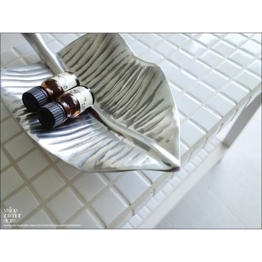 バナナリーフトレイ28cm ステンレス製 ボウル 盛皿 小皿 トレー ボウル 小物入れ トレイ 新品 モダン / Size : 28 × 14.5 × 4.5cm |  | 01