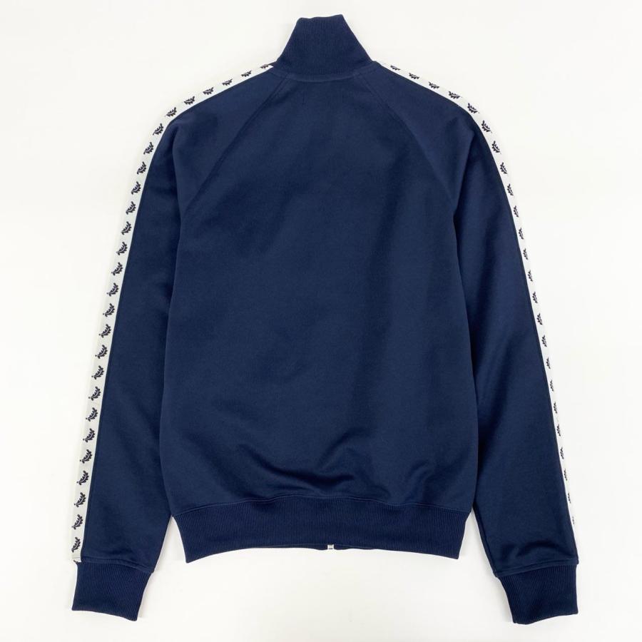 FRED PERRY トラックジャケット　ポルトガル製　サイズS MADE IN PORTUGAL製 FRED PERRY トラックジャケット グリーン S