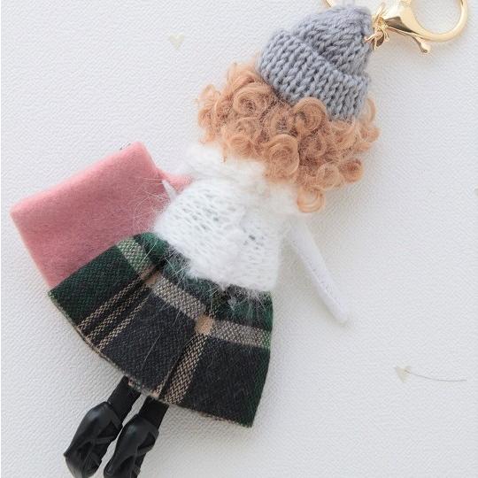 ドールキーホルダー ニット帽gr ギフト プレゼント 手作り ハンドメイド チェック パール お人形 バックチャーム Doll 人気 Kh Gr Vanilla Rose 通販 Yahoo ショッピング