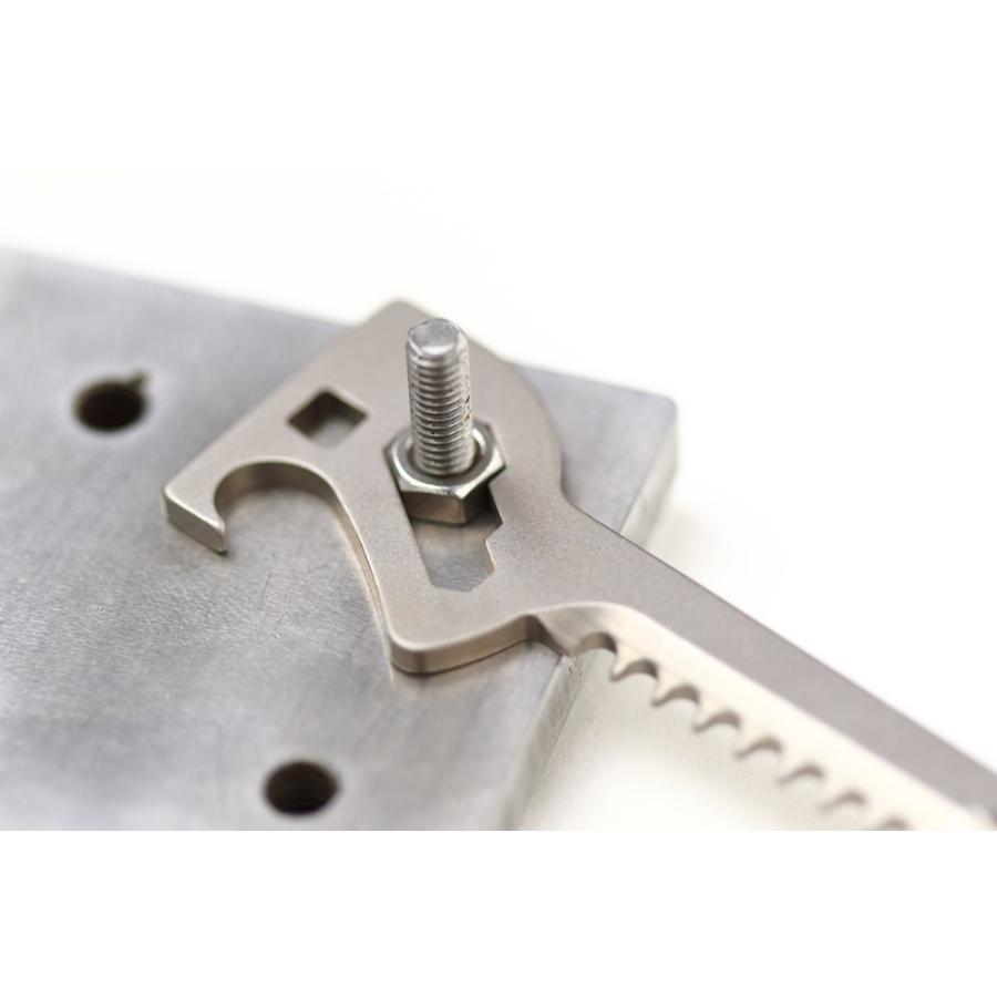 キークエスト 鍵型マルチツール Key-Quest 6機能 ツカダ 鍵型便利ツール 便利ツール 工具 サバイバルツール 多機能ツール |  | 05