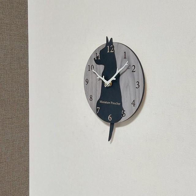 大版【限定値下げ】名入れしっぽ 振り子・はみ出し掛時計 チワワ茶色