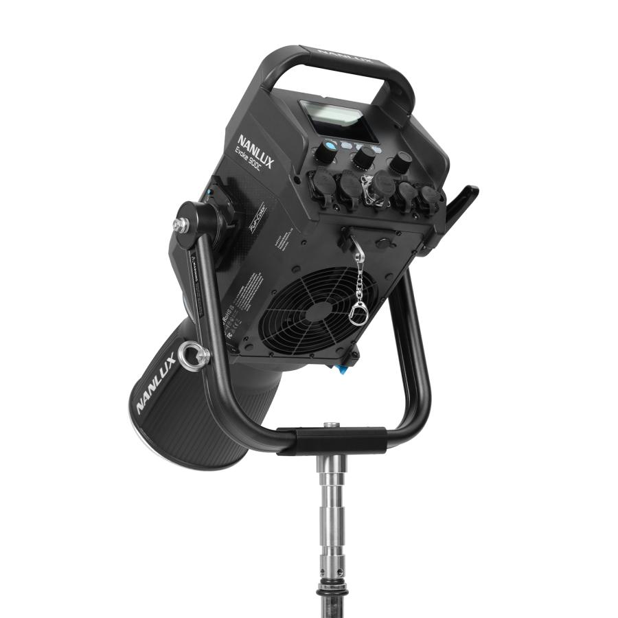 NANLUX Evoke 900C LED RGBLAC スポットライト (キャリーケース