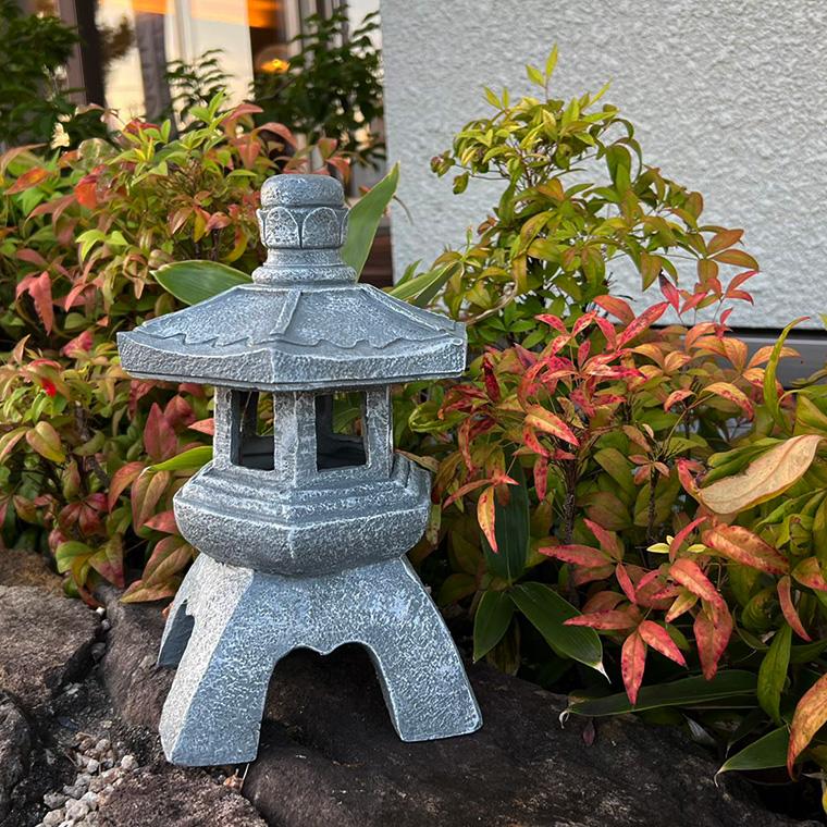 灯篭 石灯篭 光る ソーラー 灯篭 とうろう 和風 灯籠 御影石 風 灯篭 石灯篭 光る ソーラー 灯篭 とうろう 和風 灯籠 御影石 風