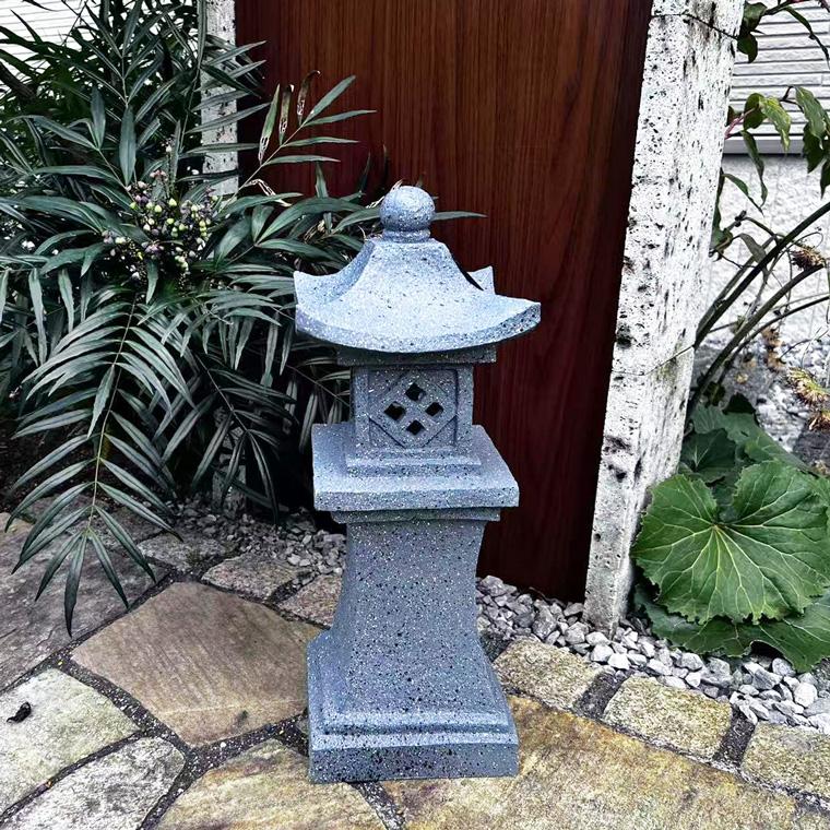 御影石 燈籠(とうろう) 灯籠 燈籠 小さい灯篭 古代丸雪見燈籠 御影石 和室 室内 屋内 店内