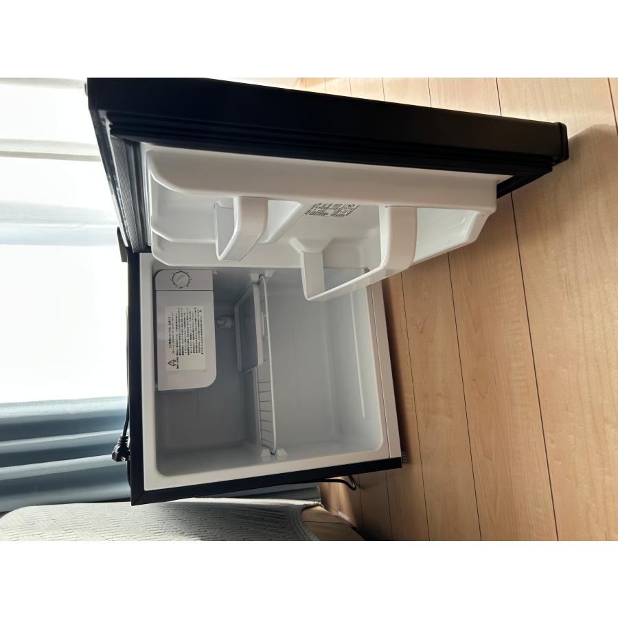 中古美品　　abitelax 冷蔵庫 AR-452(W)(K)　（45L・幅44.4cm・右開き・1ドア） |  | 01