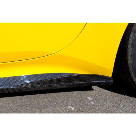 ノビテック フェラーリ カリフォルニア T サイドスカートパネルフィン