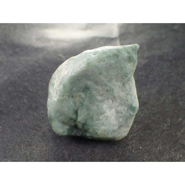 最高品質糸魚川翡翠(Jadeite from Niigata) 新潟県糸魚川市 産 寸法