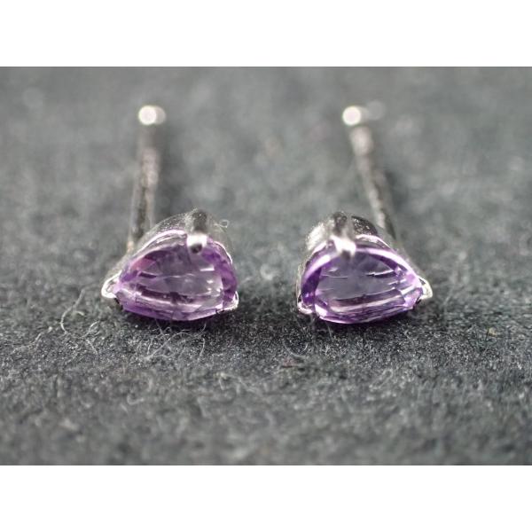 最高品質アメジスト（Amethst） ピアス PT900 寸法 ： 12.5X4.1X3.1mm 