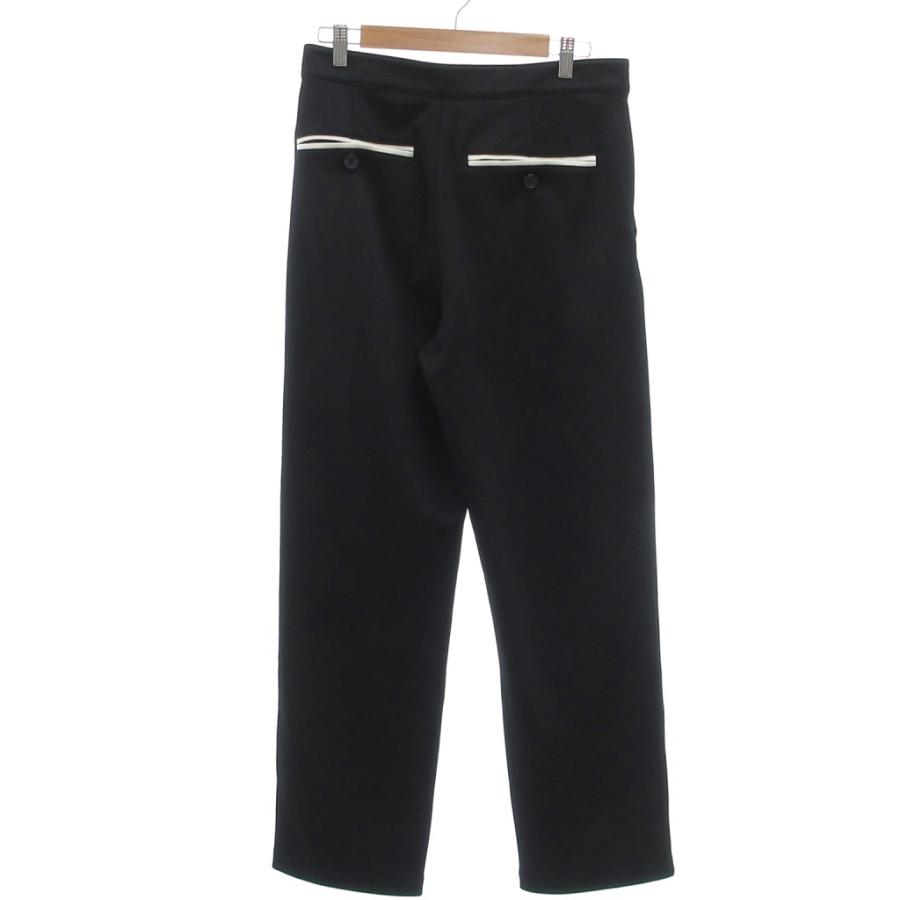 adidas テーラードパンツ　トラックパンツ adidas（アディダス）の「テーラード パンツ / アディダスオリジナルス