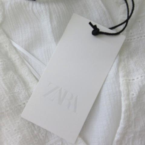ZARA（ザラ） 未使用品 タグ付き ノースリーブ シャツ ブラウス レース 