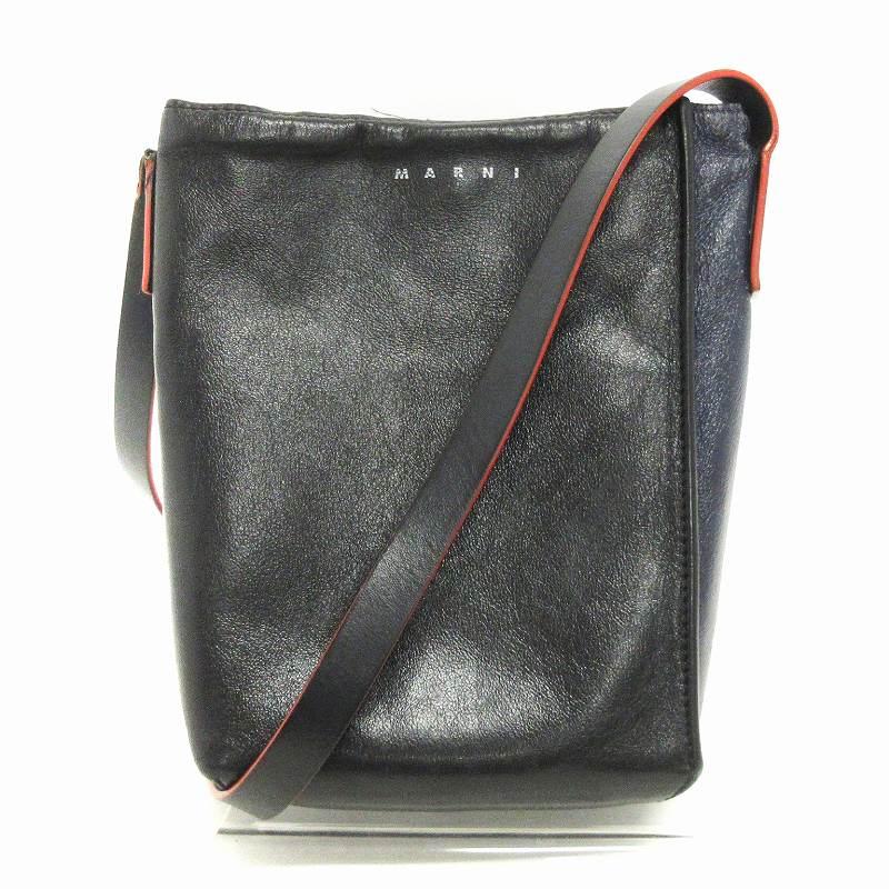 MARNI ネイビー レザー ショルダーバッグ 斜めがけ MARNI ネイビー レザー ショルダーバッグ 斜めがけ