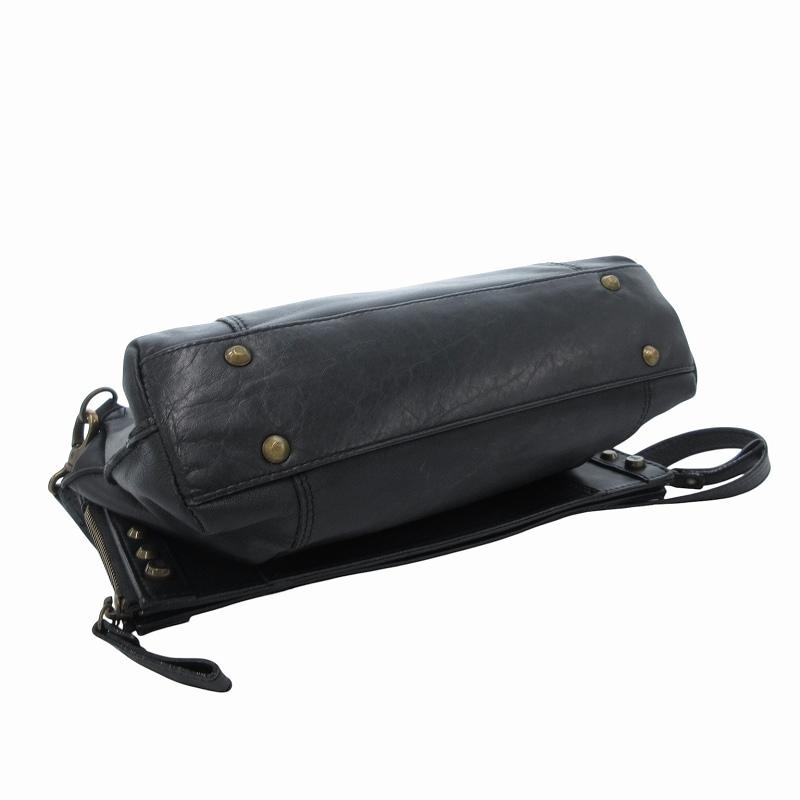 美品◎ ランバンオンブルー 斜めがけ可 ショルダーバッグ リップ 唇 レザー 美品◎ ランバンオンブルー 斜めがけ可 ショルダーバッグ リップ 唇 レザー