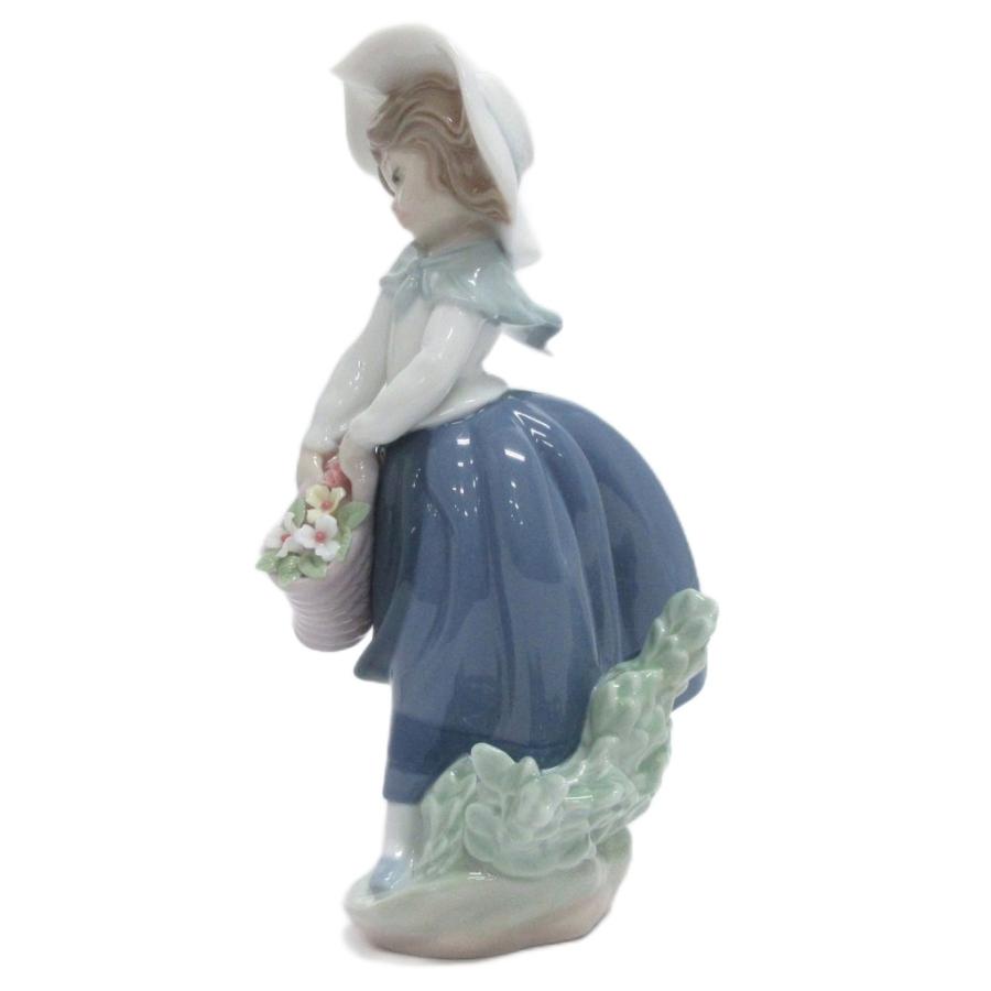 LLADRO(リヤドロ) 陶器 「きれいな花ばかり」 楽天市場】リヤドロ きれいな花ばかり 少女 置物 01005222