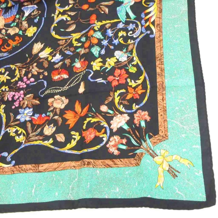 エルメス　スカーフ 90cm 保管品❗️ 「東洋の石と西洋の石細工」柄 HERMES（エルメス） 東洋の石と西洋の石細工 カレ90 大判 スカーフ 花