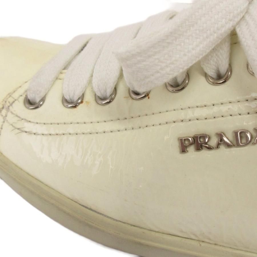 PRADA SPORT（プラダスポーツ） エナメルスニーカー ローカット ロゴ