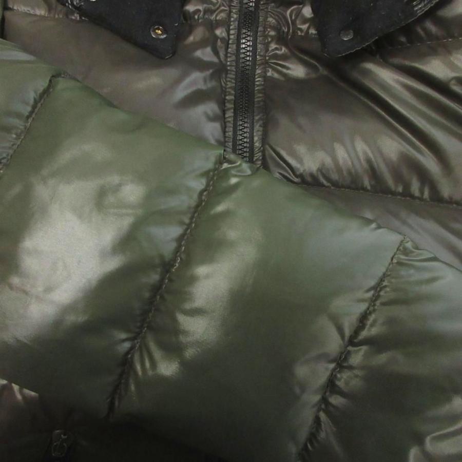 MONCLER（モンクレール） ダウンジャケット ブルゾン フルジップ