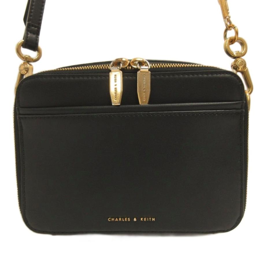 チャールズ&キース CHARLES&KEITH ロック&キーチェーン ハンドルバッグ