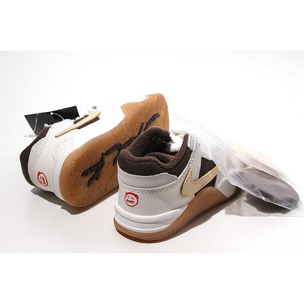 NIKE（ナイキ） 15cm 未使用品 Travis Scott × トラヴィス・スコット 