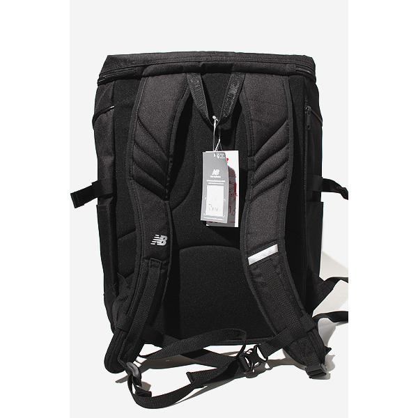 New Balance（ニューバランス） 未使用品 BOXRYUCK ベーシックモデル