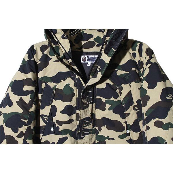 A BATHING APE（アベイシングエイプ） 1ST CAMO SNOWBOARD DOWN JACKET