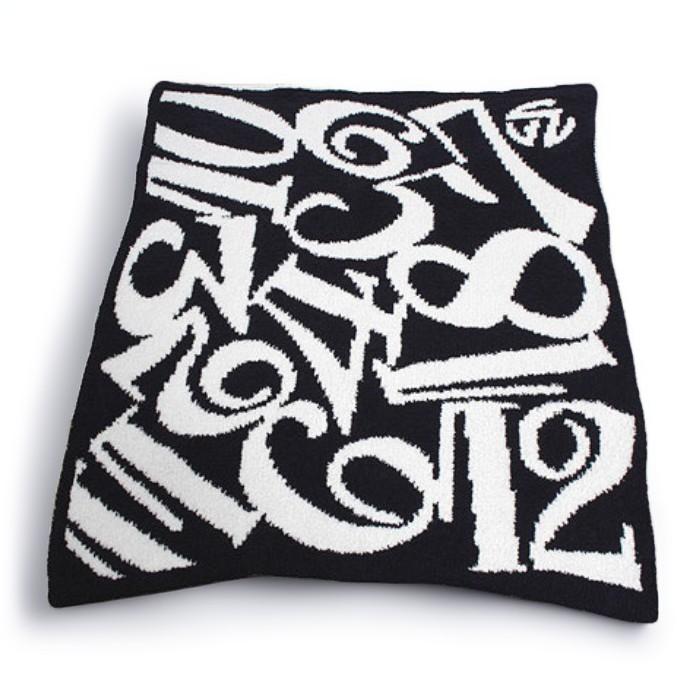 FRANCK MULLER FUTURE FORM × kashwereフランクミュラー フューチャー