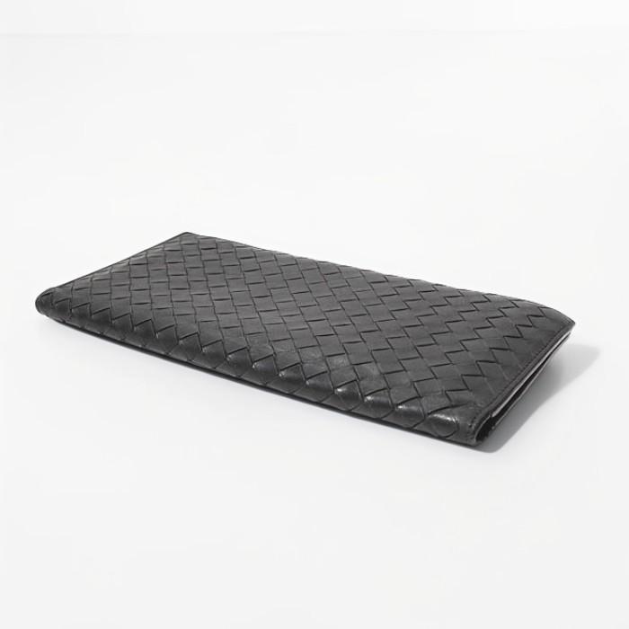 BOTTEGA VENETA（ボッテガ・ヴェネタ） イントレチャート パスポート