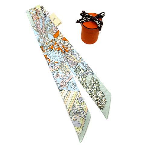 【中古】未使用品 エルメス HERMES ツイリー シルク スカーフ 杖傘と決闘 DE L'OMBRELLE AUX DUELS シエル ローズペール オレンジ HERMES（エルメス） 未使用品 ツイリー シルク スカーフ 杖傘と決闘 DE