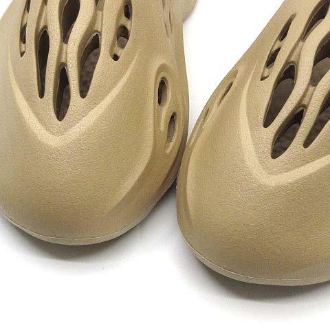 adidas（アディダス） イージー フォームランナー Yeezy Foam Runner