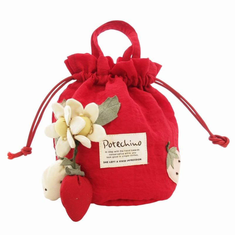 POTECHINO 赤い人形付き小物入れ さえらブランド「ポテチーノ