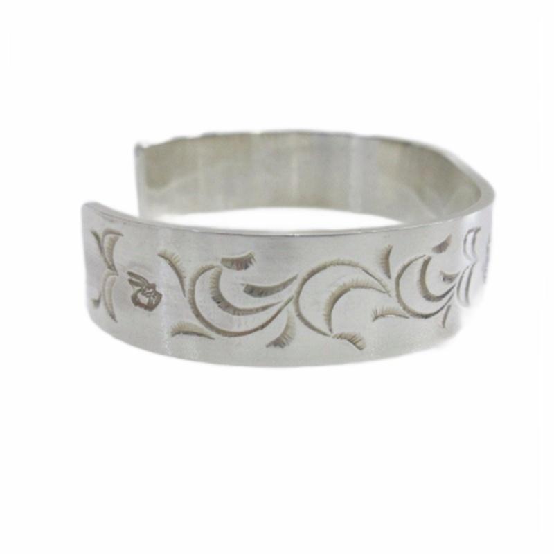 タディ&キング TADY&KING アラベスク バングル ブレスレット 平打ち