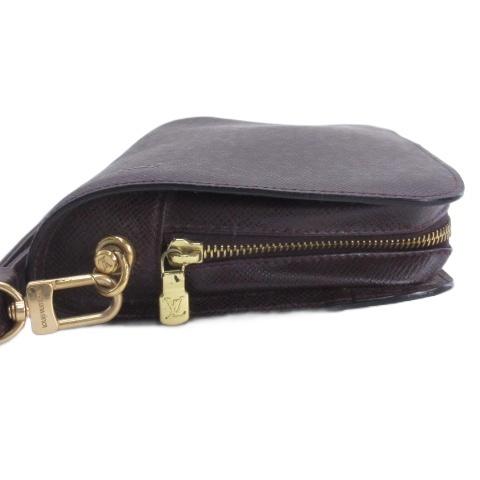 LOUIS VUITTON（ルイ・ヴィトン） タイガ バイカル セカンドバッグ