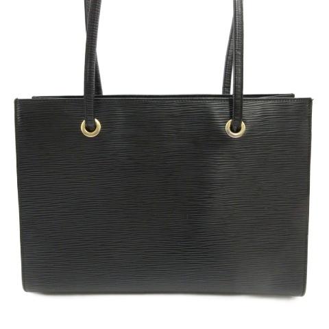 FENDI（フェンディ） ショルダーバッグ レザー ロゴ型押し ブラック