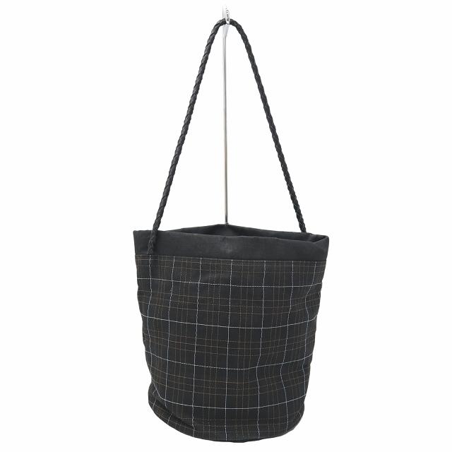 BURBERRY チェックステッチ　バケツ型　ハンドバッグ　ブラック BURBERRY（バーバリー） ステッチチェック柄 バケットバッグ