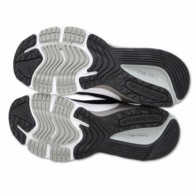 New Balance（ニューバランス） 未使用品 NEW BALANCE M990BK6 990V6