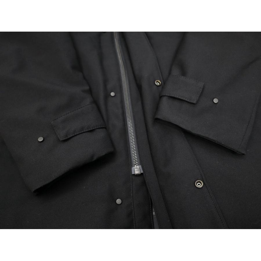 ユニクロ（UNIQLO） 未使用品 ハイブリッド ダウンコート S BLACK