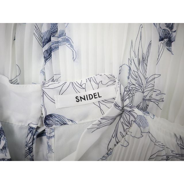 SNIDEL（スナイデル） ウエストリブ ニット 花柄 ワンピース 0(S) NAVY 