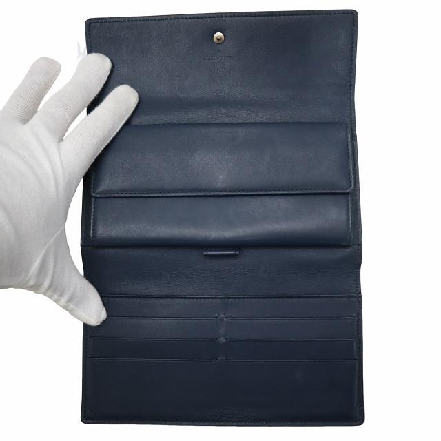 LOUIS VUITTON（ルイ・ヴィトン） モノグラムマット ポルトトレゾール