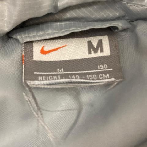 NIKE（ナイキ） ダウンジャケット アウター total90 中綿 長袖 フード