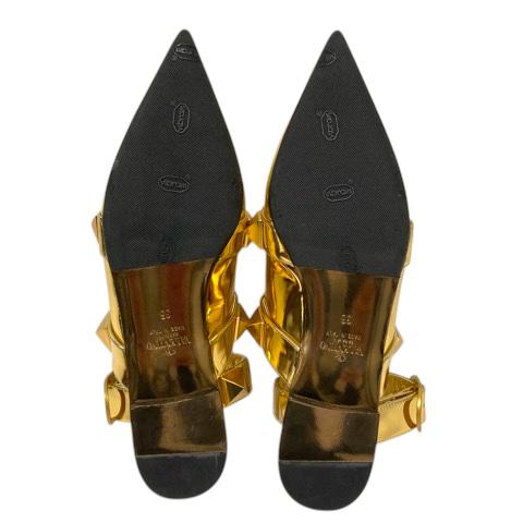 【中古】ヴァレンティノ ヴァレンチノ  VALENTINO サンダル フラットシューズ スタッズ ポインテッドトゥ 35 ゴールド レディース ヴァレンティノ ヴァレンチノ VALENTINO サンダル フラットシューズ